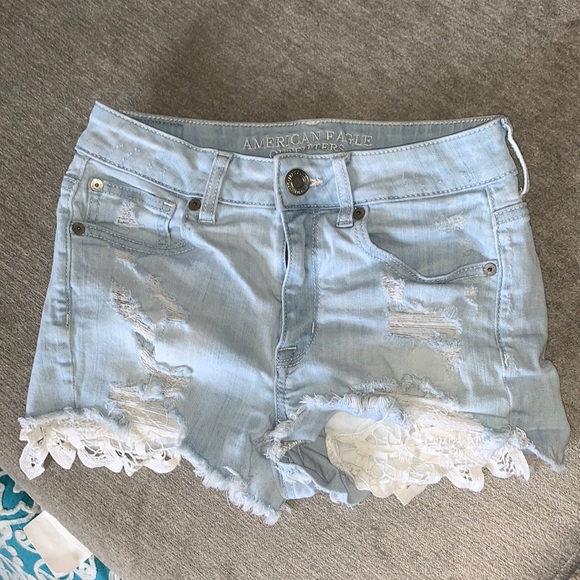 American Eagle Light Jean Shorts - Picture 1 of 5